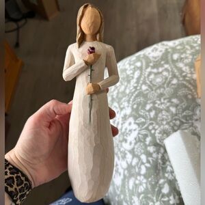 Willow Tree Cream Figurine with Red Rose “Love”